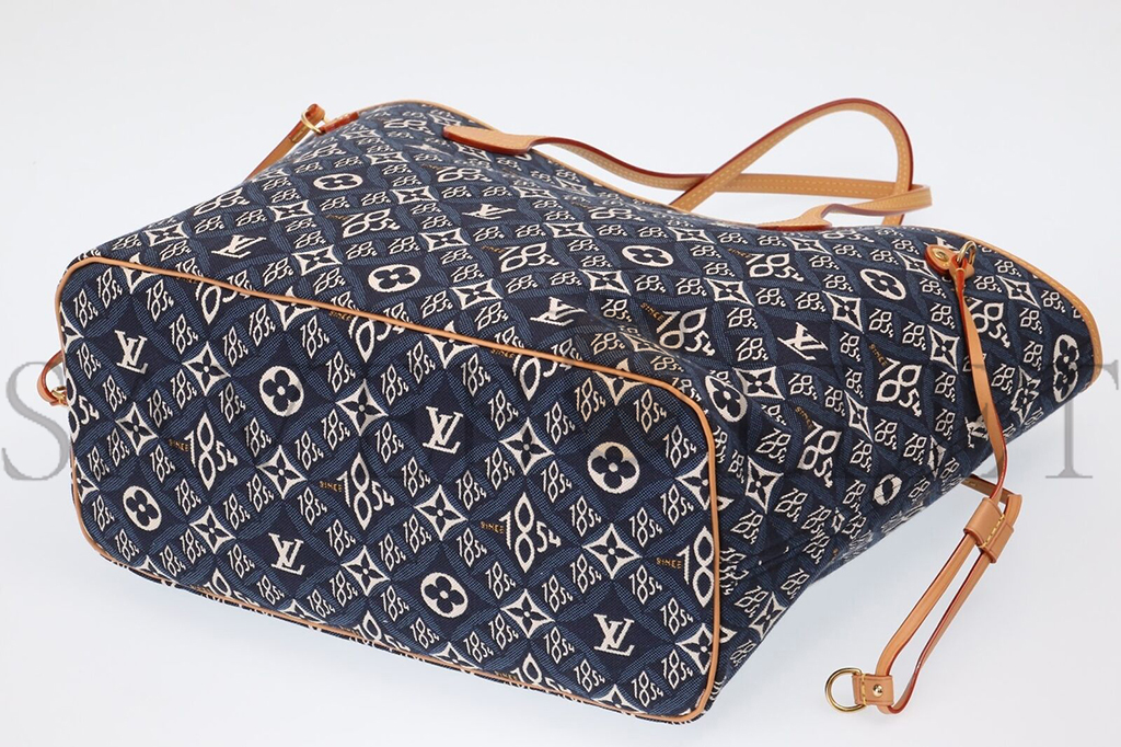 l**is V*t*nneverfull m57484 (31*28*14cm)